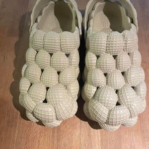 Cream Colored Clogs  Unbranded